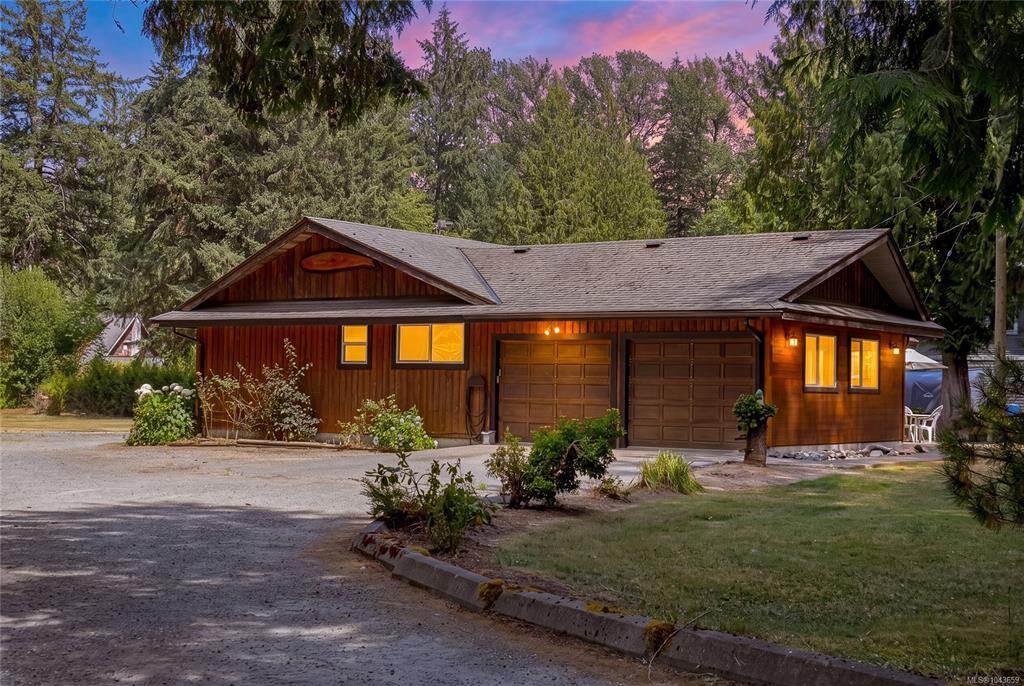 5605 River Valley Rd, 1043659, BC,