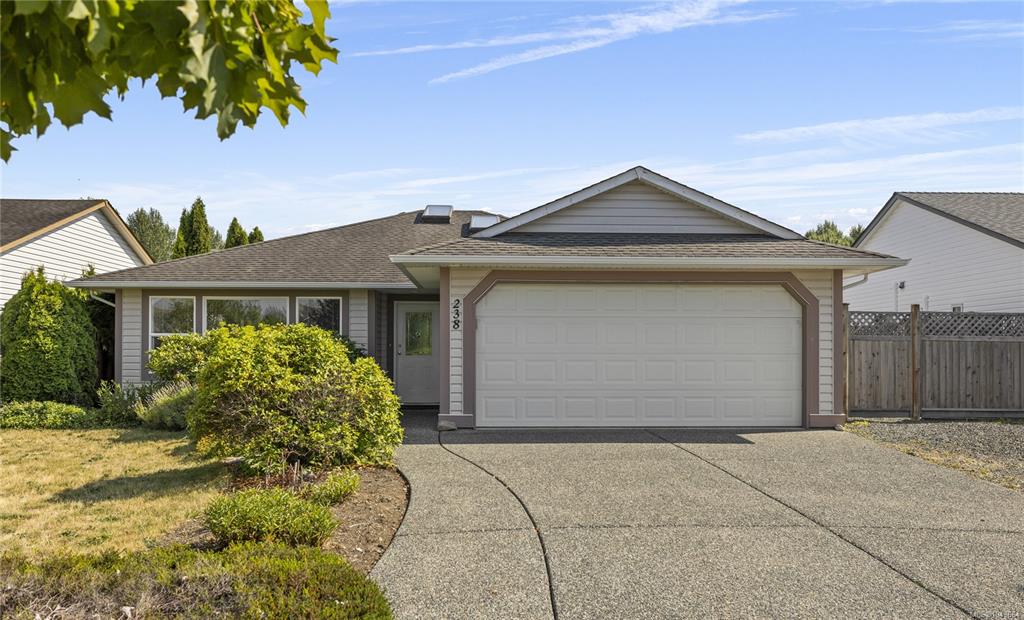 Second View of 238 Strawberry Cres, ERMINESKIN PARK, Parksville, BC, V9P 2W7