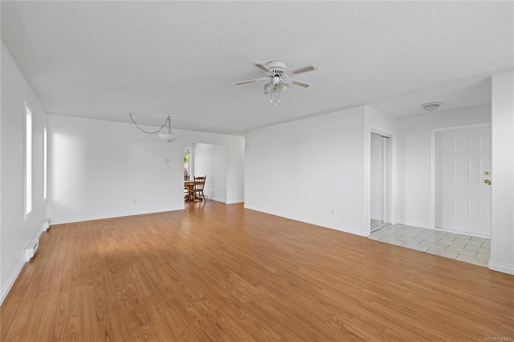 Fourth View of 238 Strawberry Cres, ERMINESKIN PARK, Parksville, BC, V9P 2W7