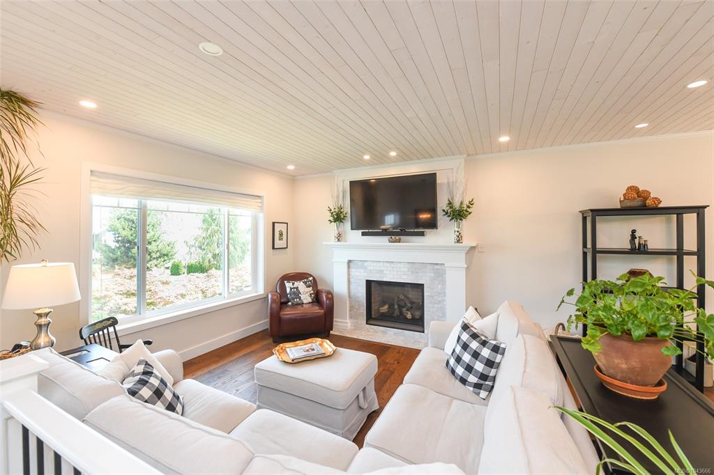 Third View of 1019 Arrowsmith Ave, Courtenay, BC, V9N 8P7
