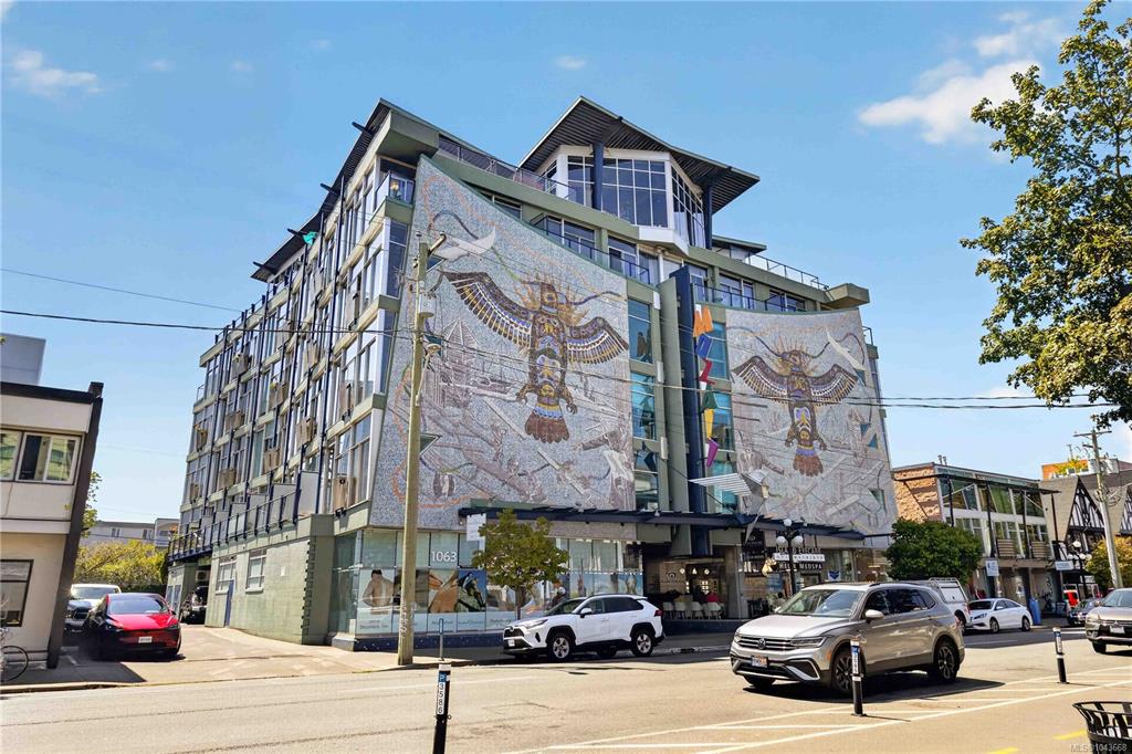1061 Fort St, 1043668, BC,