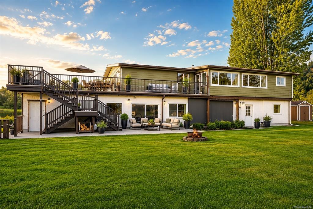 Second View of 1777 Cecil St, Crofton, BC, V0R 1R0