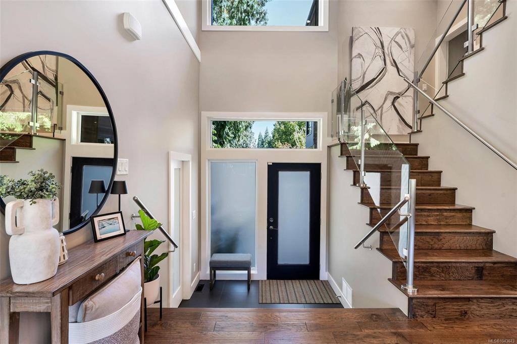 Fifth View of 5186 Sapphire Rd, Saanich, BC, V8Y 2H7