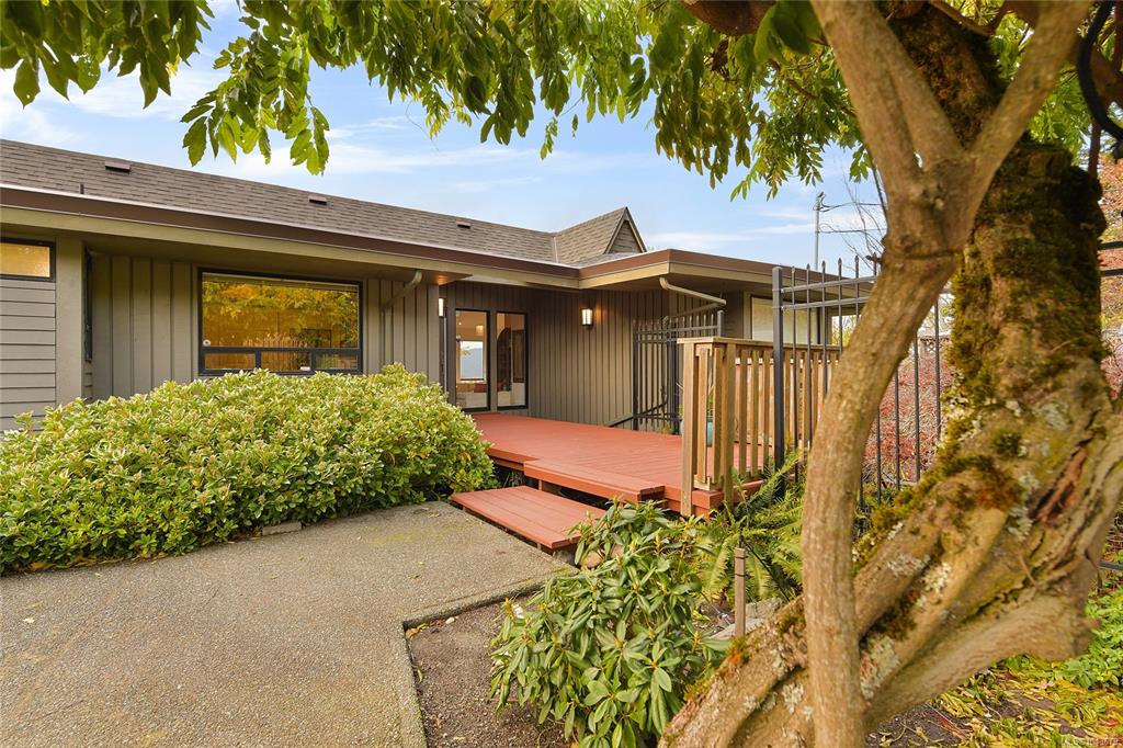 Fourth View of 754 Walfred Rd, Langford, BC, V9C 2N9