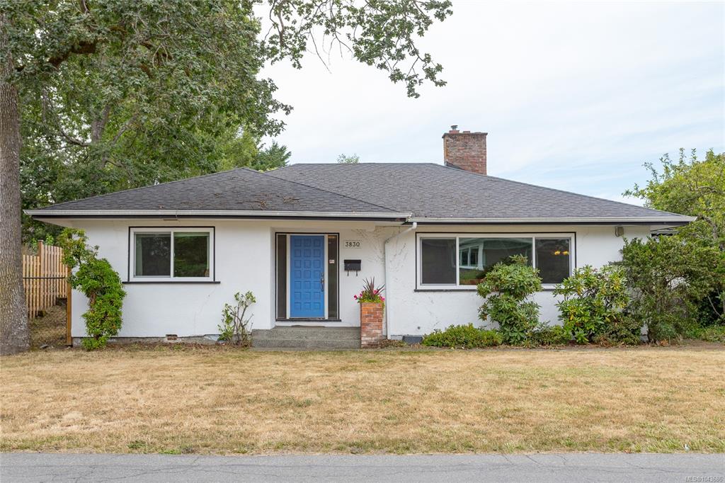 Fifth View of 3830 Palo Alto St, Saanich, BC, V8P 4S3
