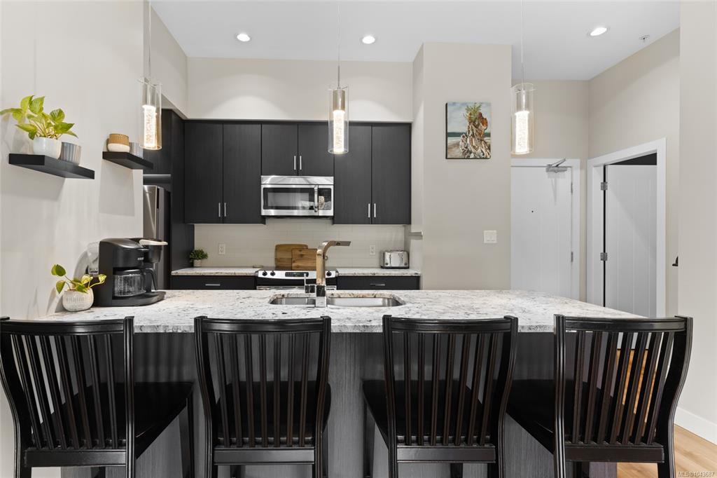 Fifth View of 2655 Sooke Rd, Langford, BC, V9B 1Y3