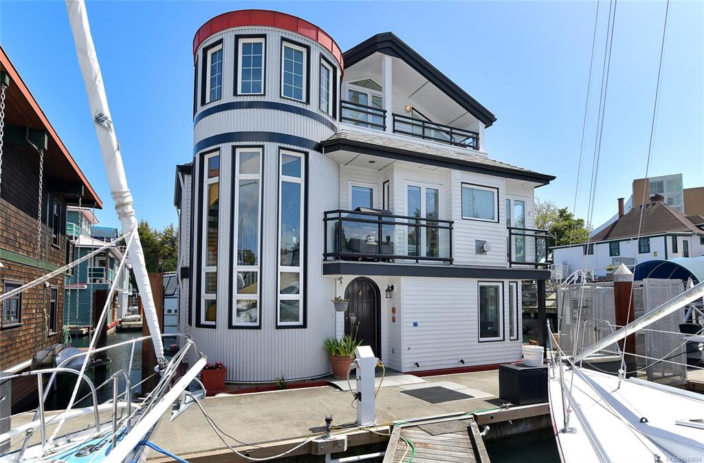 453 Head St, 1043694, BC,