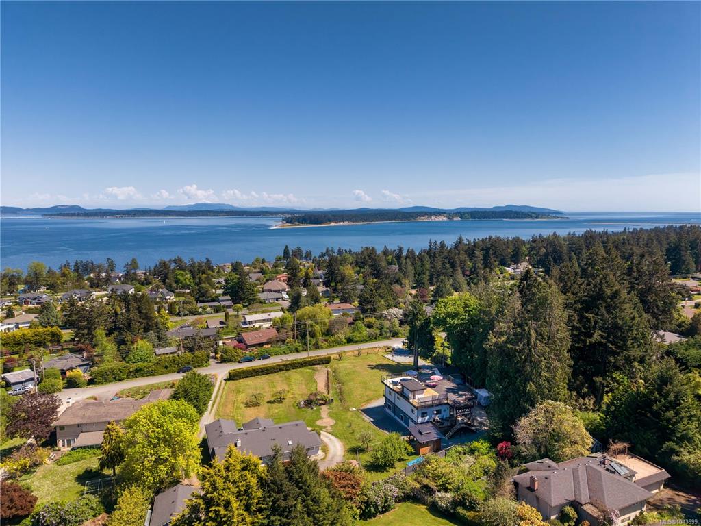 Fourth View of 8630 Aldous Terr, North Saanich, BC, V8L 1L2
