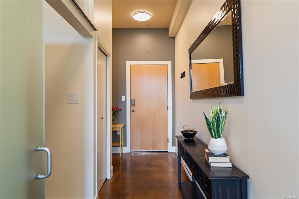 Fifth View of 599 Pandora Ave, The Vogue, Victoria, BC, V8W 1N5