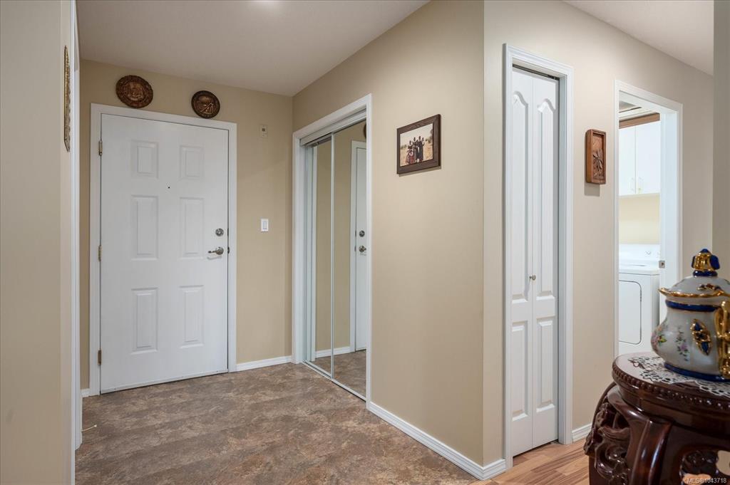 Fifth View of 335 Hirst Ave W, ASHLEIGH MANOR, Parksville, BC, V9P 2R5