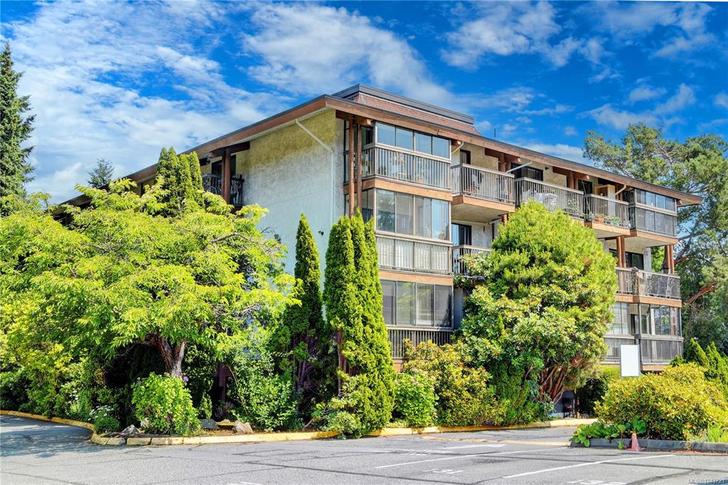 1009 Mckenzie Ave, 1043721, BC,