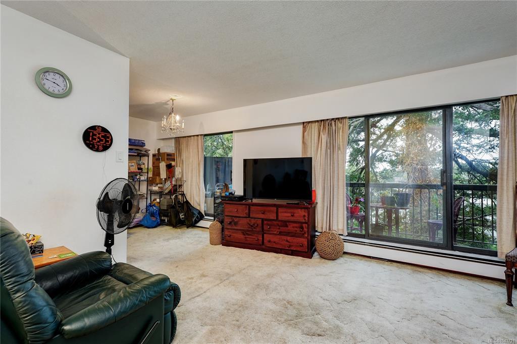 Third View of 1009 Mckenzie Ave, Royal Woods on McKenzie, Saanich, BC, V8X 4B1