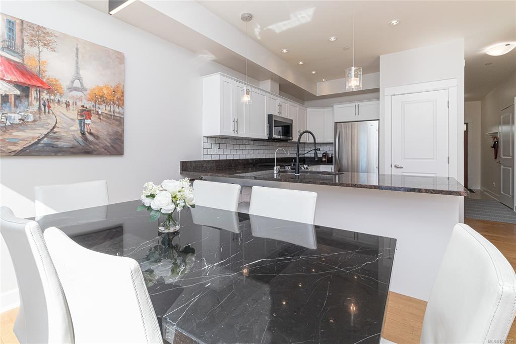 2319 Chilco Rd, 1043729, BC,