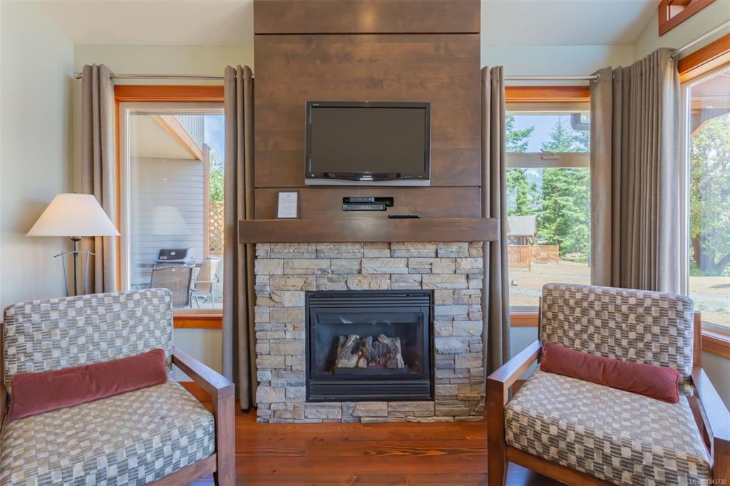 Fourth View of 494 Arbutus Dr, Mayne Island Resort, Mayne Island, BC, V0N 2J1