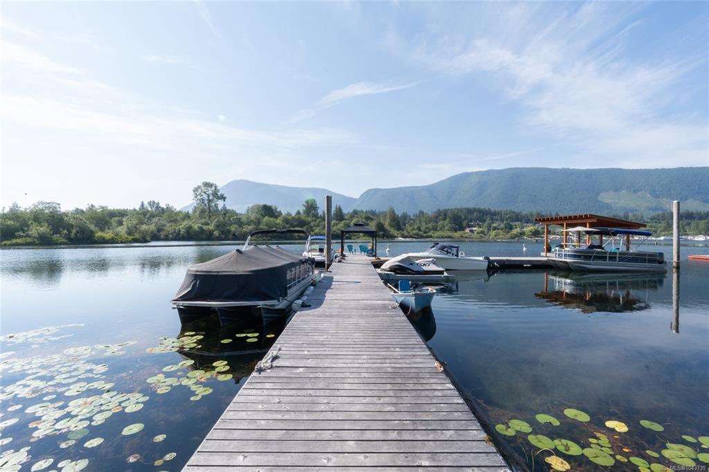 232 North Shore Rd, 1043735, BC,