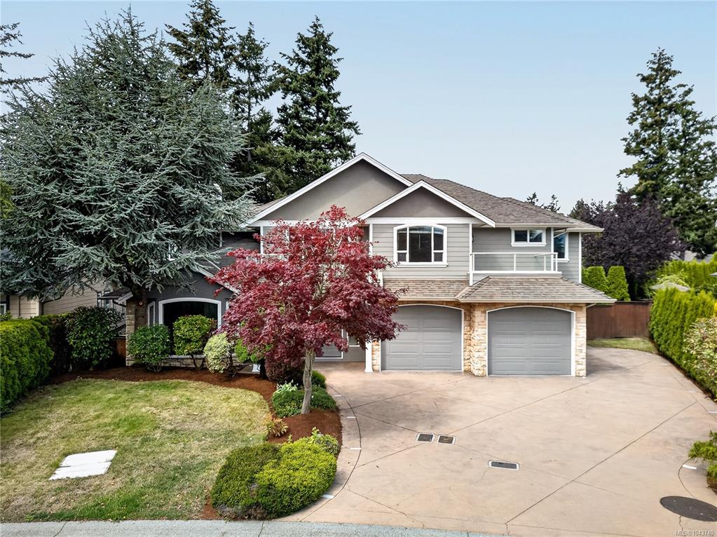 Second View of 4982 La Quinta Pl, Saanich, BC, V8W 3G9