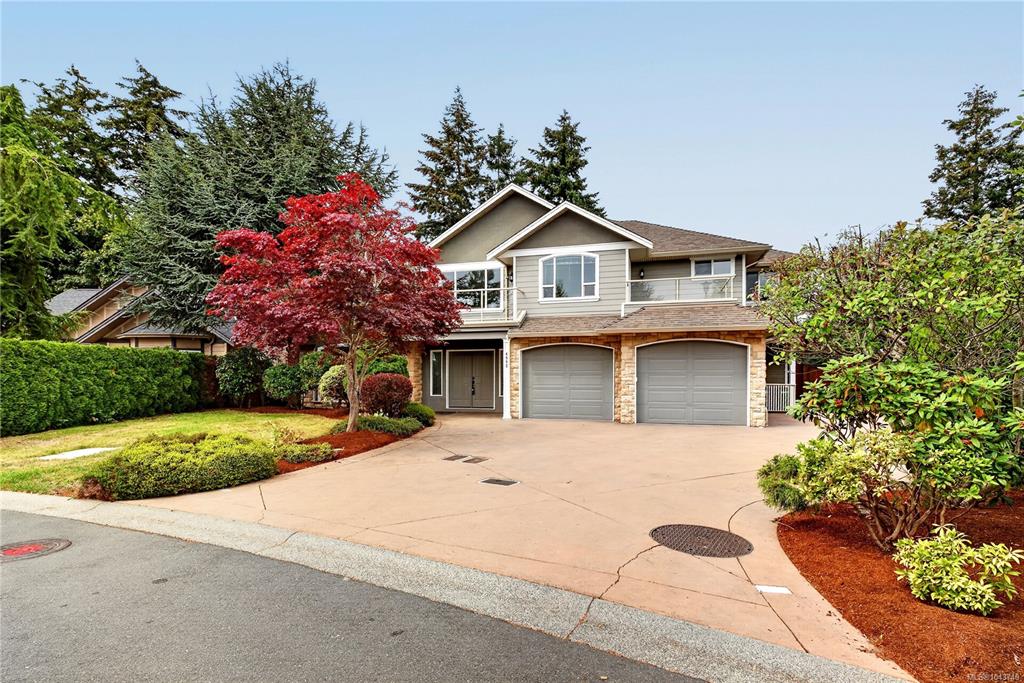 Fourth View of 4982 La Quinta Pl, Saanich, BC, V8W 3G9