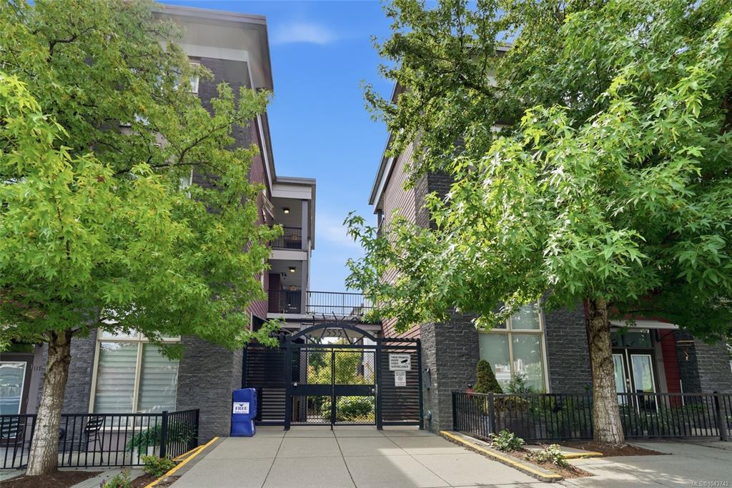 555 Franklyn St, 1043742, BC,