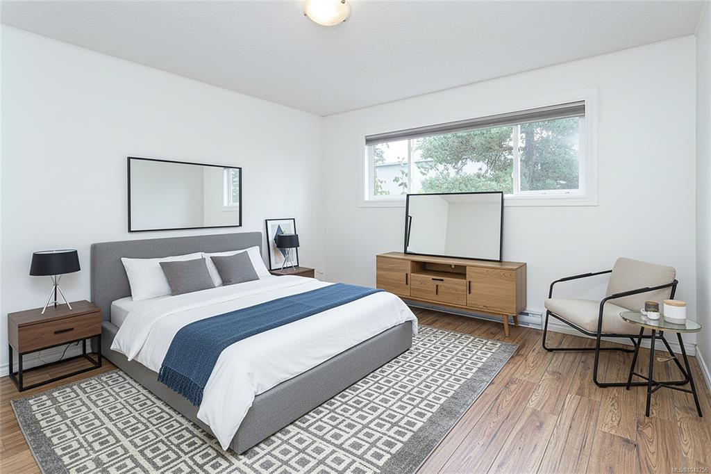 Fifth View of 607 Fifth St, Nanaimo, BC, V9R 1P7