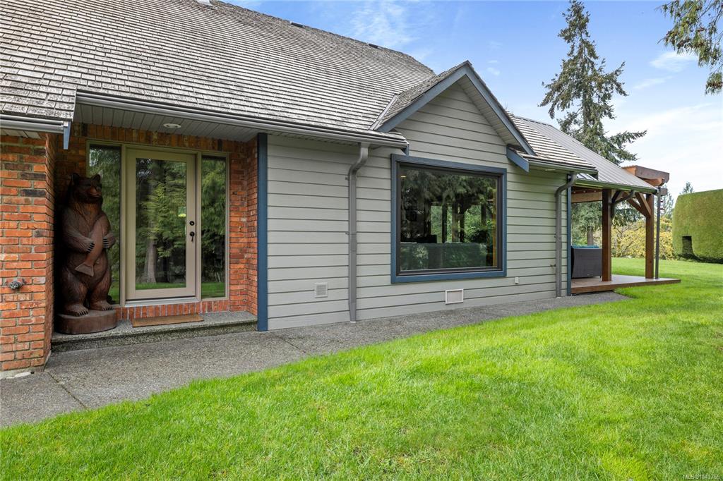 1204 Bazett Rd, 1043766, BC,