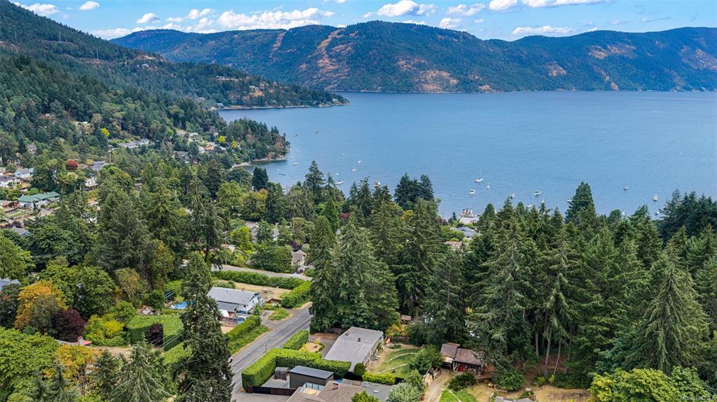 Fourth View of 1080 Maple Bay Rd, Duncan, BC, V9L 5X1