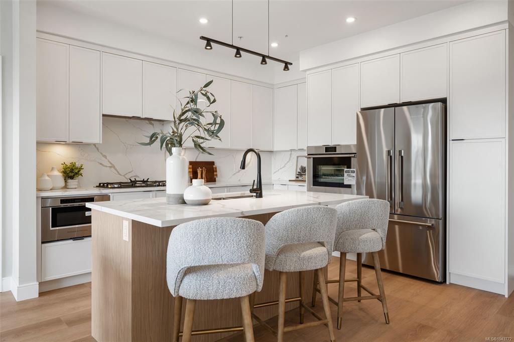 1810 Selenite Pl, 1043772, BC,