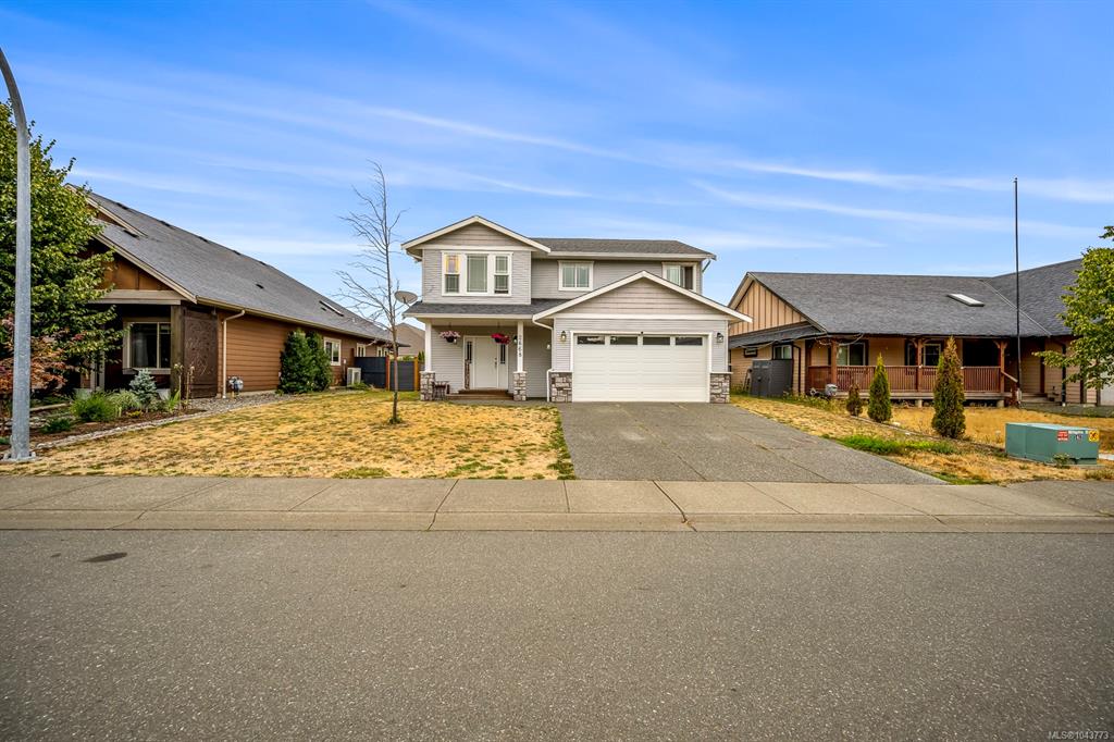 Fourth View of 2668 Grizedale Ave, Cumberland, BC, V0R 1S0