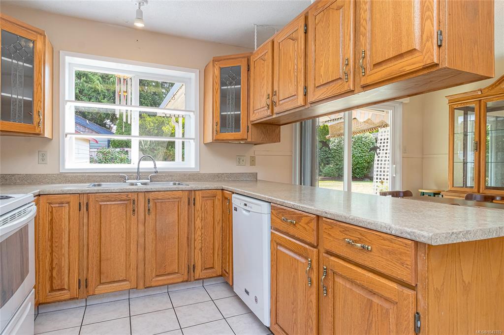 Fourth View of 738 Soriel Rd, Parksville, BC, V9P 1B5