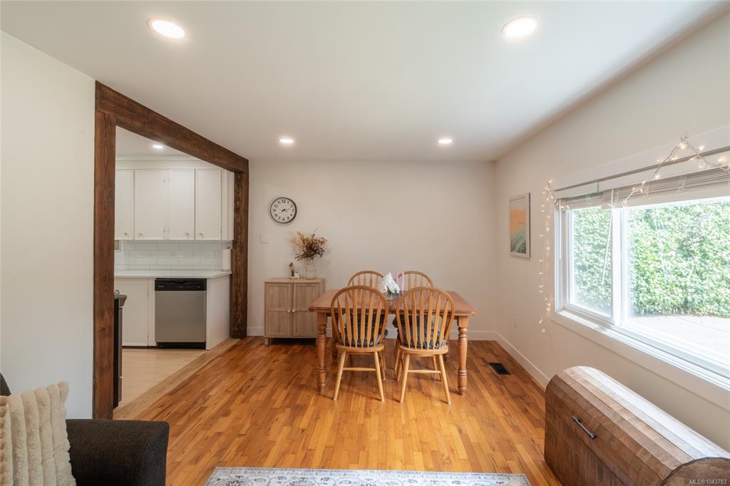 Fifth View of 5933 Deuchars Dr, Duncan, BC, V9L 1L5