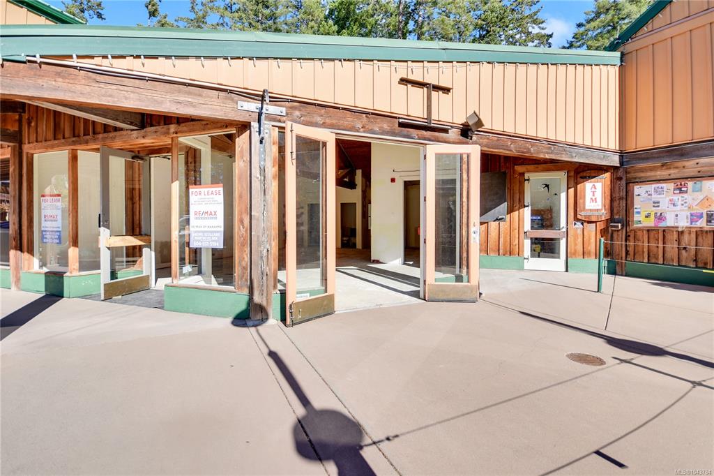 Fourth View of 575 North Rd, Gabriola Island, BC, V0R 1X3