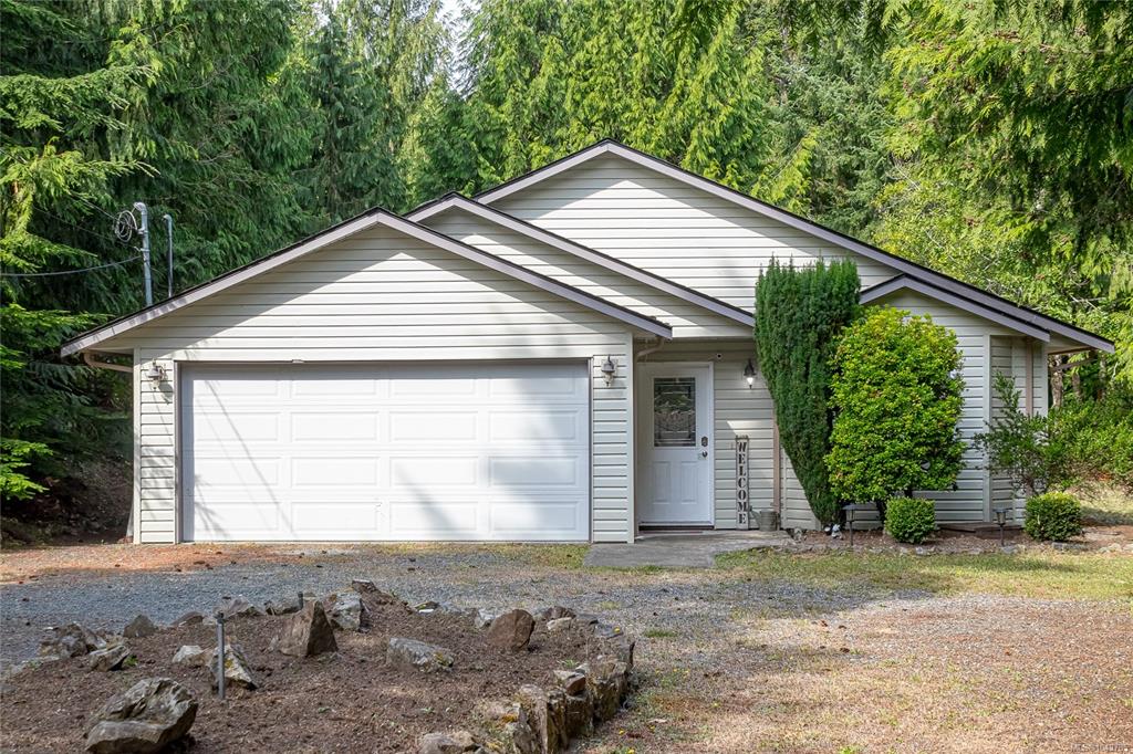 1567 Lauras Loop, 1043785, BC,