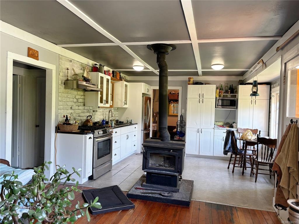 Fifth View of 948 Maquinna Dr S, Tahsis, BC, V0P 1X0