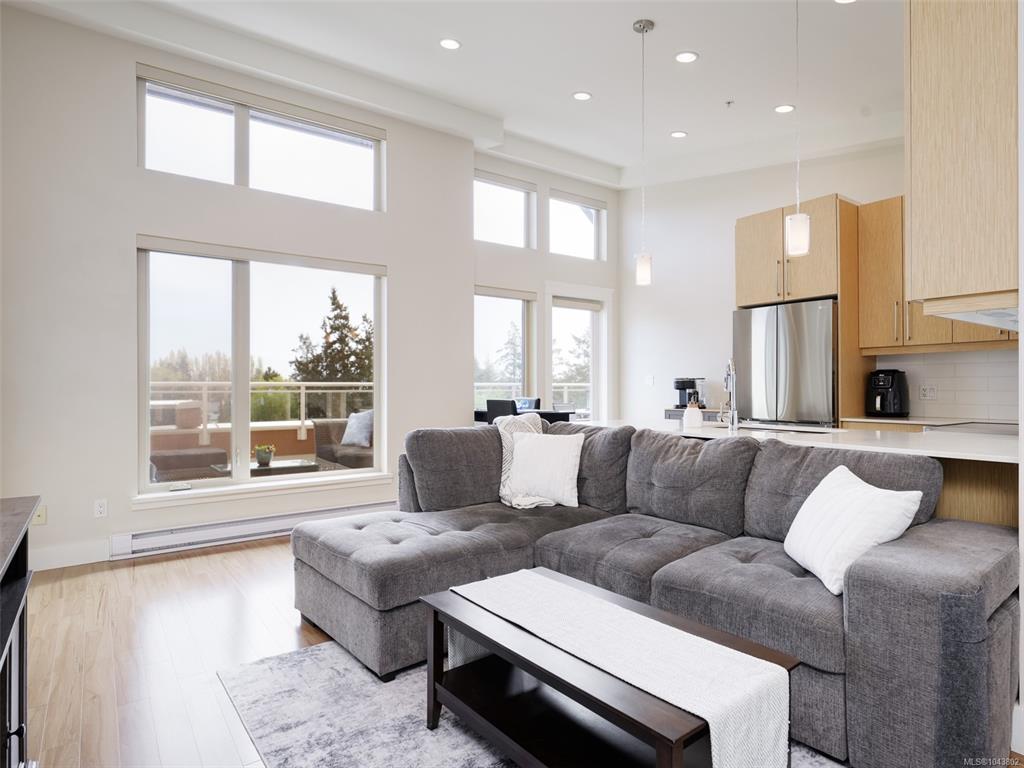 Fourth View of 7161 West Saanich Rd, Brentwood Place Village, Central Saanich, BC, V8M 1P7