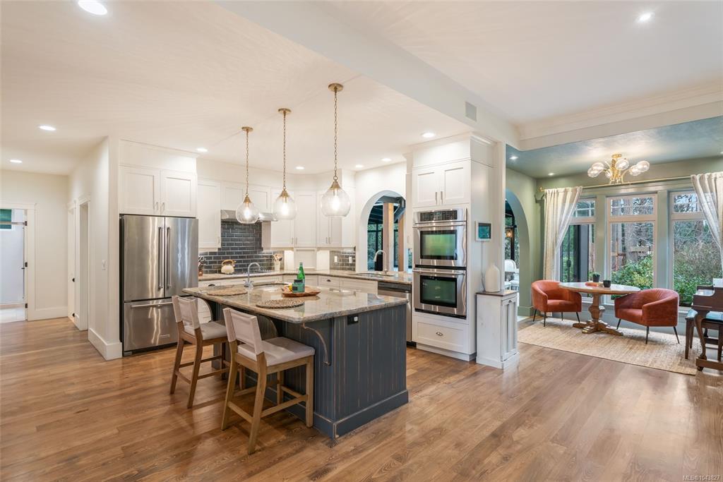 Fourth View of 531 Yambury Rd, Qualicum Beach, BC, V9K 1C5