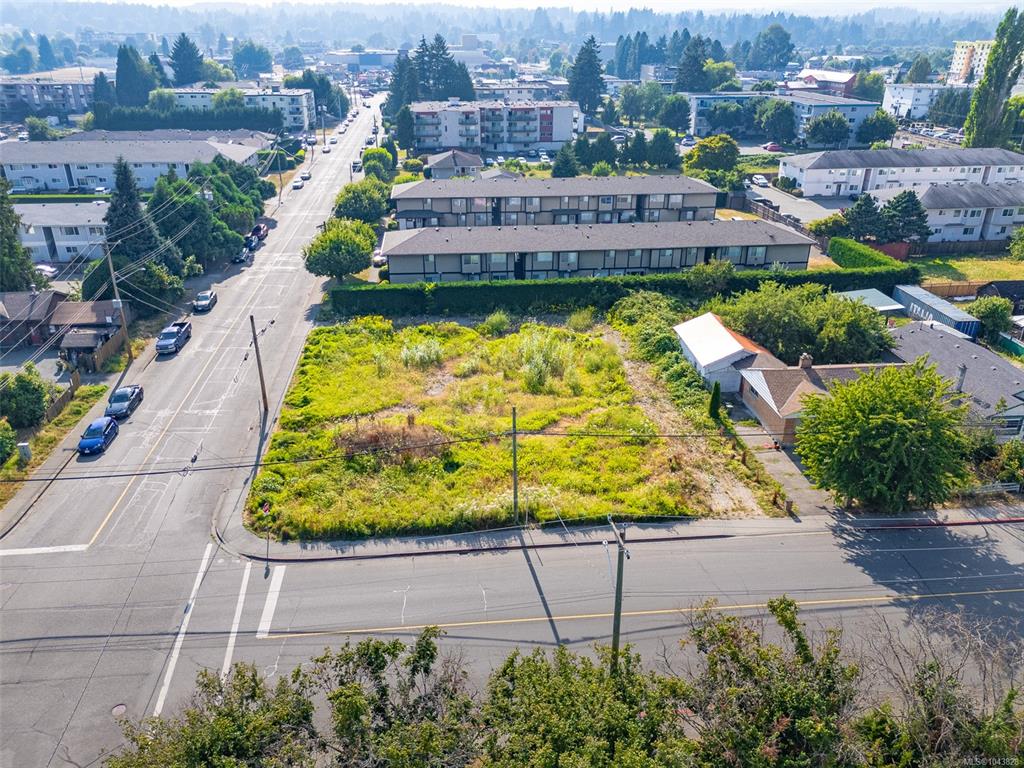Fifth View of 5850 Howard Ave, Duncan, BC, V9L 2Y8