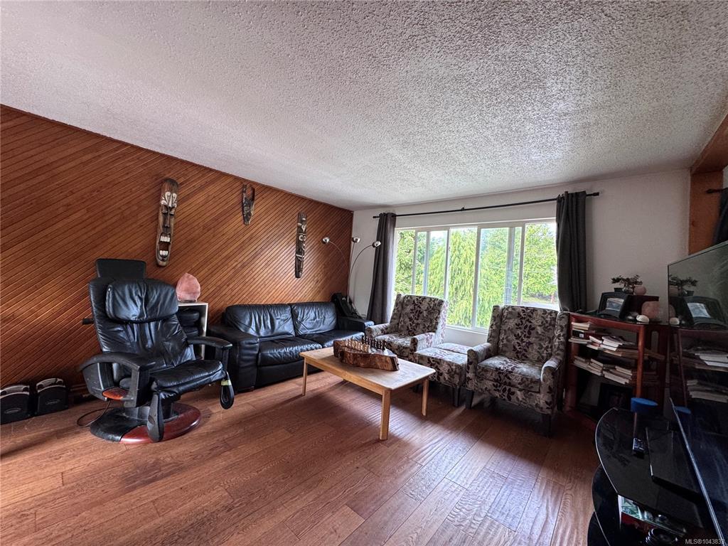 Fourth View of 1690 Holly Cres, Ucluelet, BC, V0R 3A0