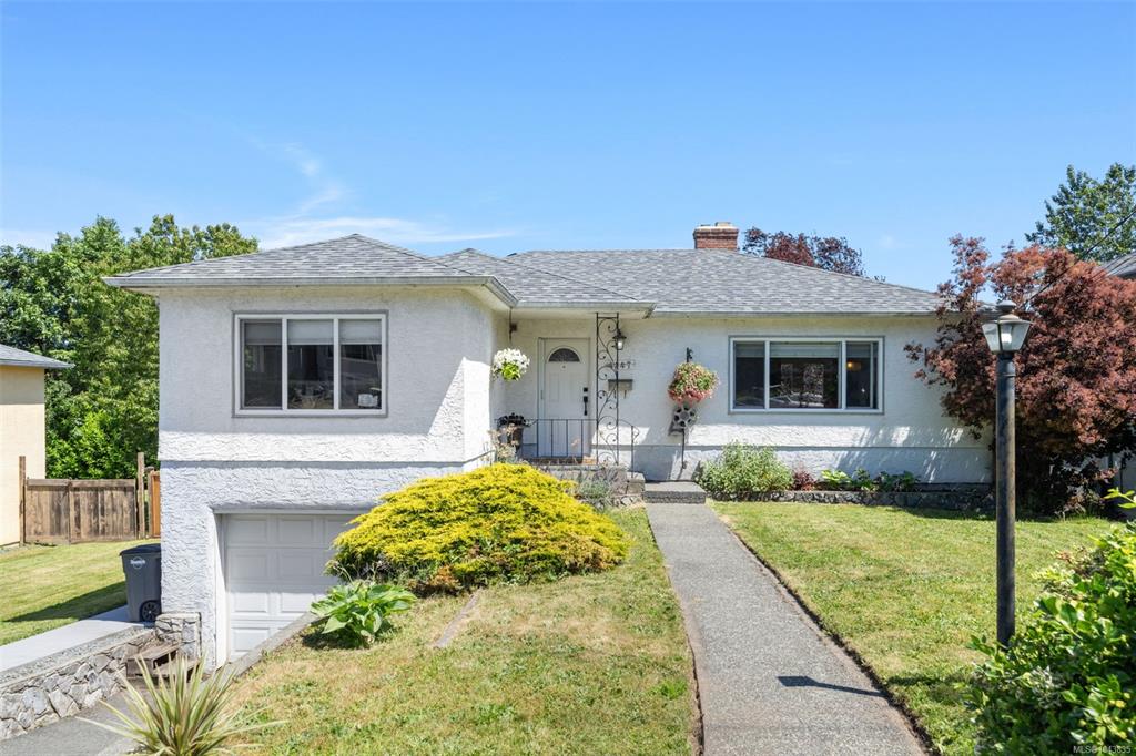 Third View of 4147 Hawkes Ave, Saanich, BC, V8Z 3Y9