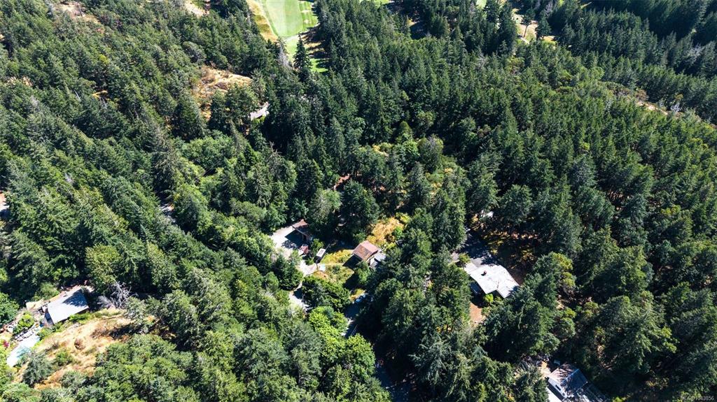 Fourth View of 747 Willing Rd, Langford, BC, V9C 3X3