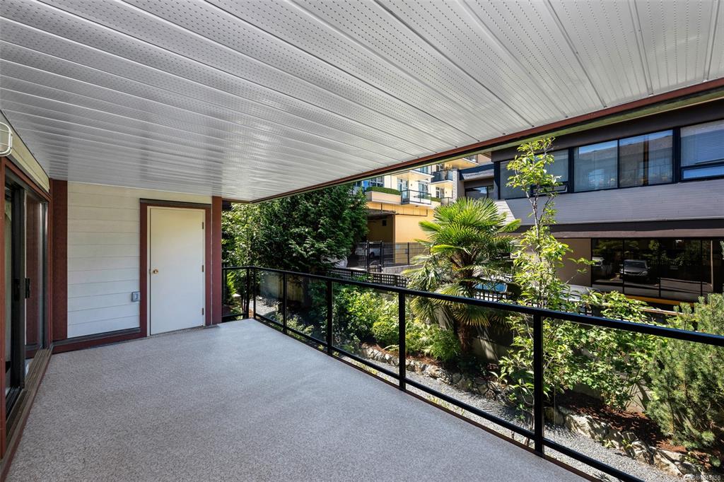 Fifth View of 420 Parry St, Parry Manor, Victoria, BC, V8V 2H7
