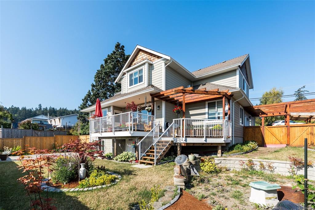 Third View of 8067 York Ave, Crofton, BC, V0R 1R0