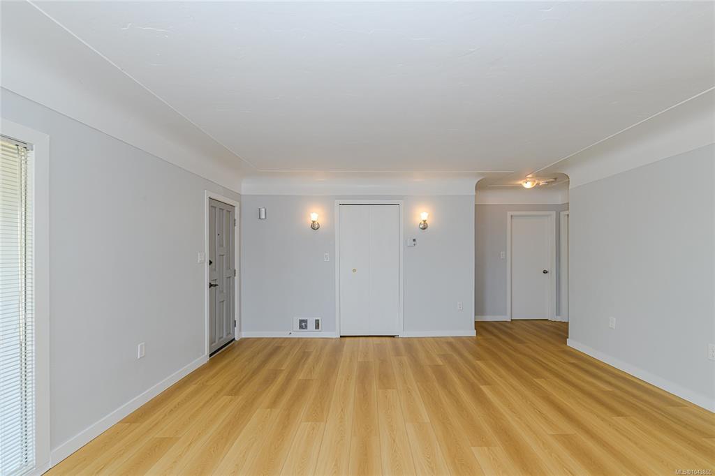 Fourth View of 2817 Adelaide Ave, Saanich, BC, V9A 2L3