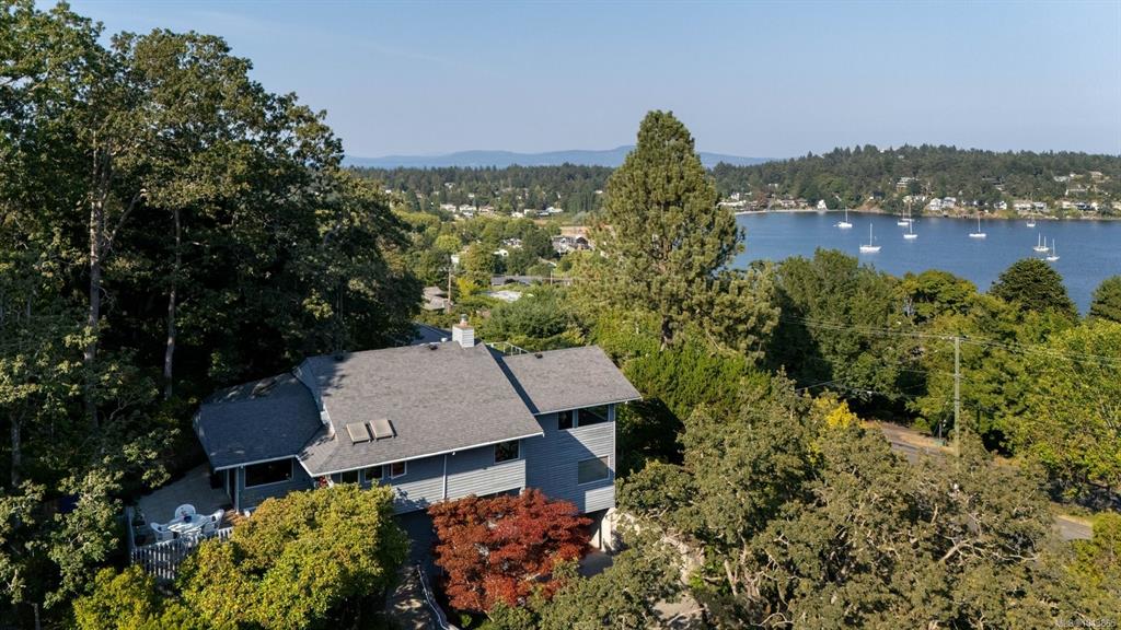 3656 Cadboro Bay Rd, 1043865, BC,