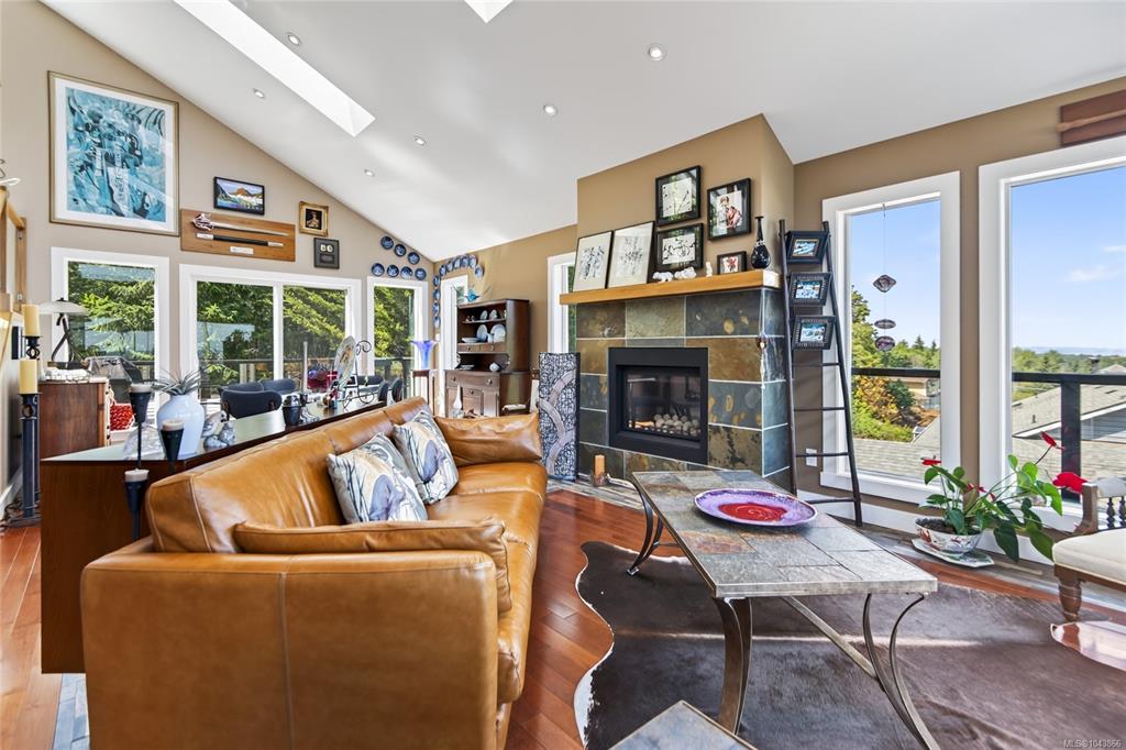 Fifth View of 5633 6th St, Union Bay, BC, V0R 3B0