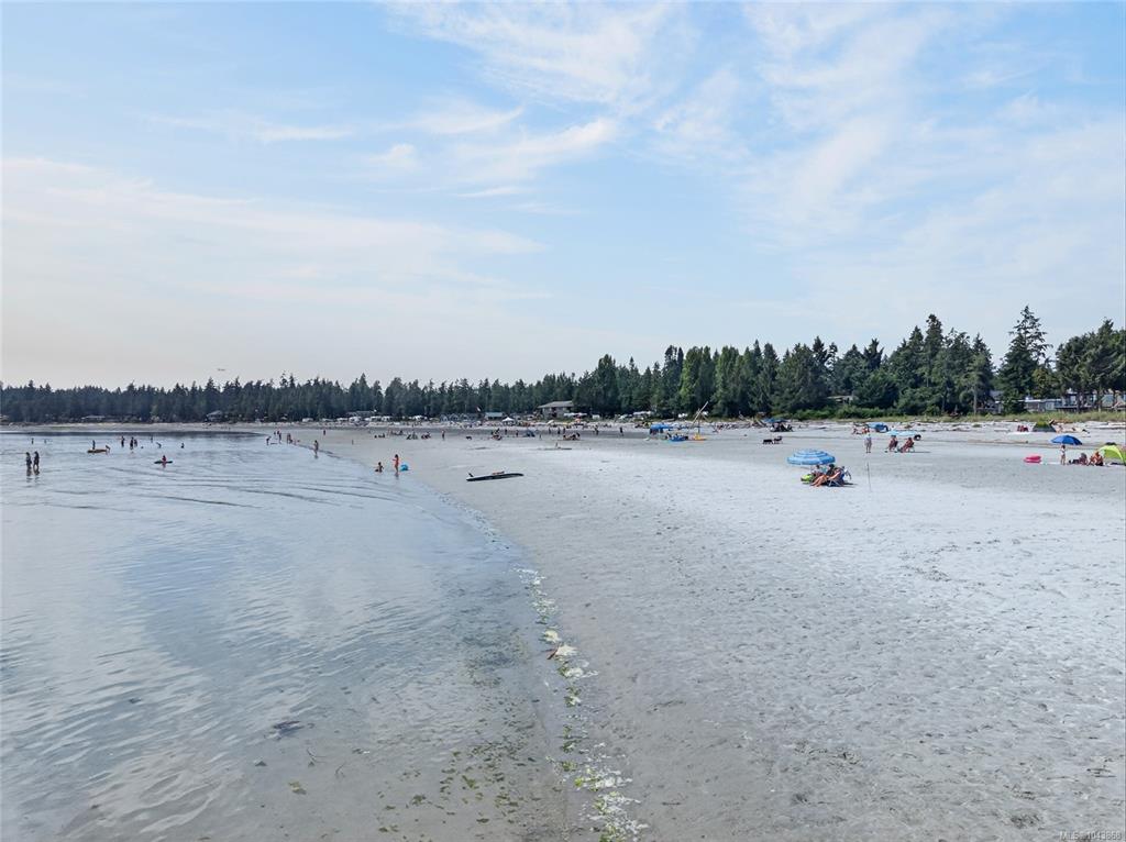 Fourth View of 9022 Clarkson Ave, Saratoga Beach, Black Creek, BC, V9J 1B3