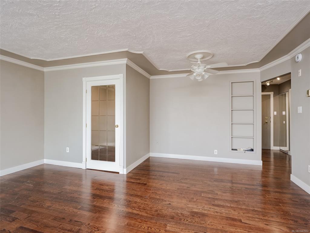 Fourth View of 1025 Inverness Rd, Kensington Terrace, Saanich, BC, V8X 2S2