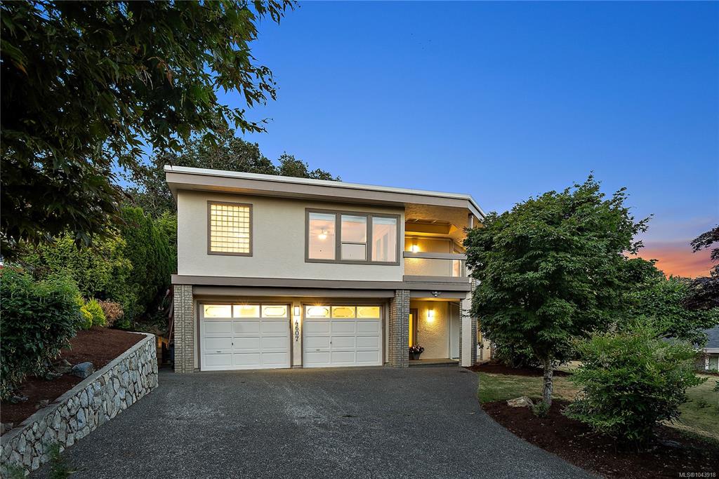 Fifth View of 4607 Boulderwood Dr, Saanich, BC, V8Y 2V2