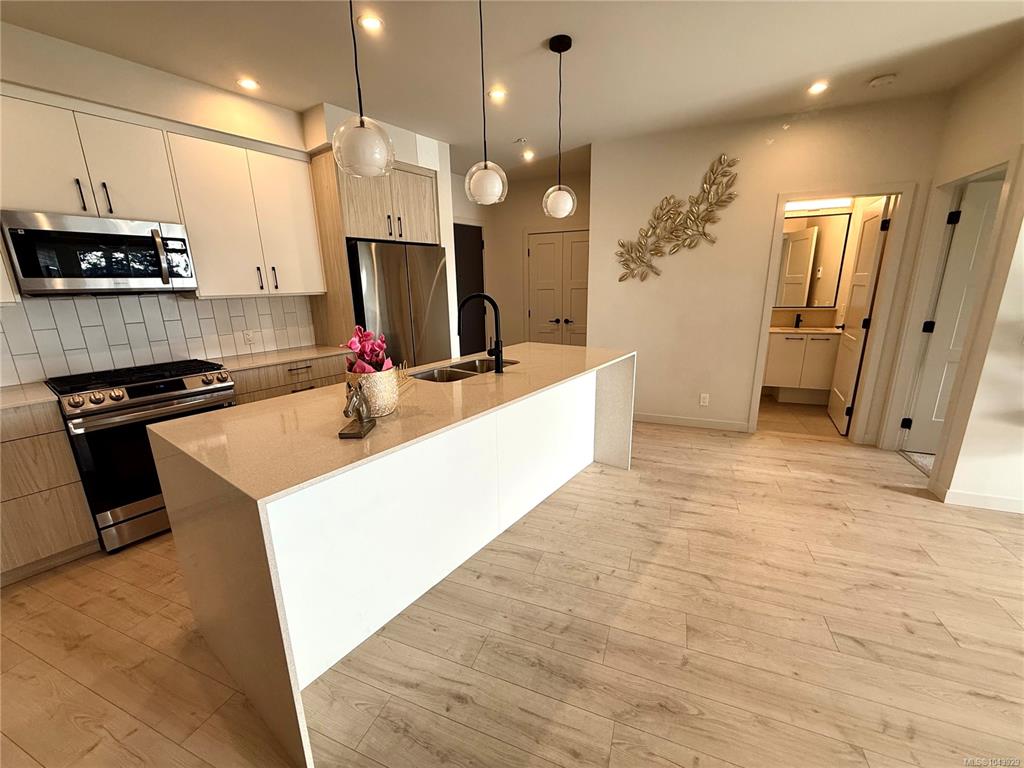 Second View of 958 Pharoah Mews, Triple Crown, Langford, BC, V9B 7A1