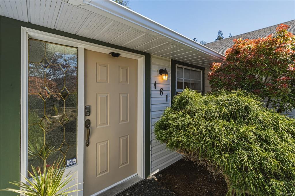 Third View of 461 Rowan Dr, Qualicum Beach, BC, V9K 1K1