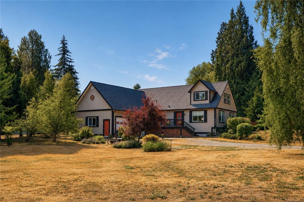 Third View of 4394 Telegraph Rd, Cowichan Bay, BC, V0R 1N2