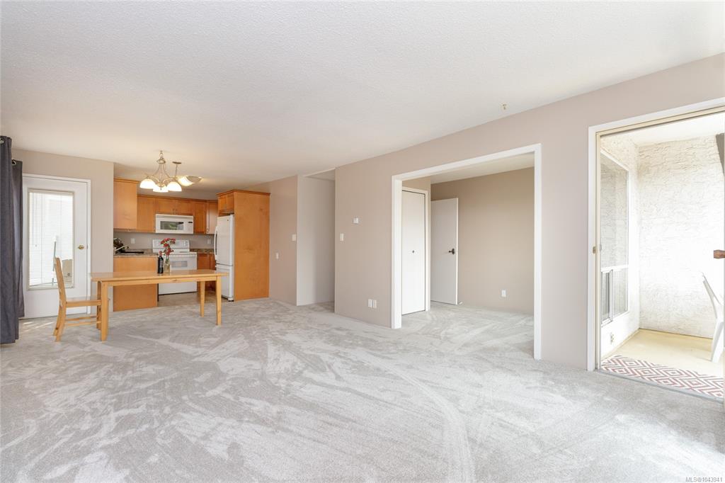 Third View of 1725 Cedar Hill Cross Rd, Saanich, BC, V8P 2P8